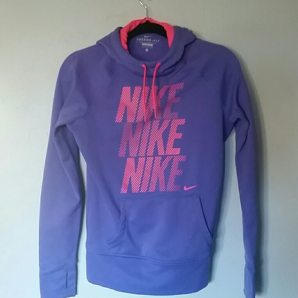 Nike therma-fit, size small